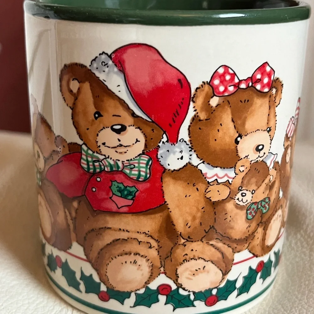 Vintage Potpourri Press Marvelous Christmas Mug Santa Bear Holiday Cups Set of 6